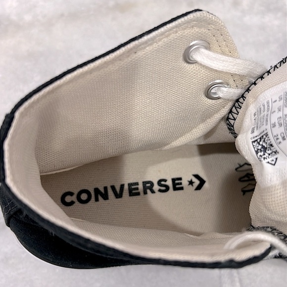CONVERSE Chuck Taylor All Star Women’s Black & White Platform High-Top Sneakers - Picture 8 of 11
